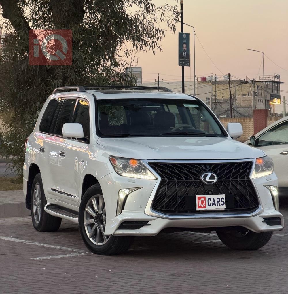 Lexus LX